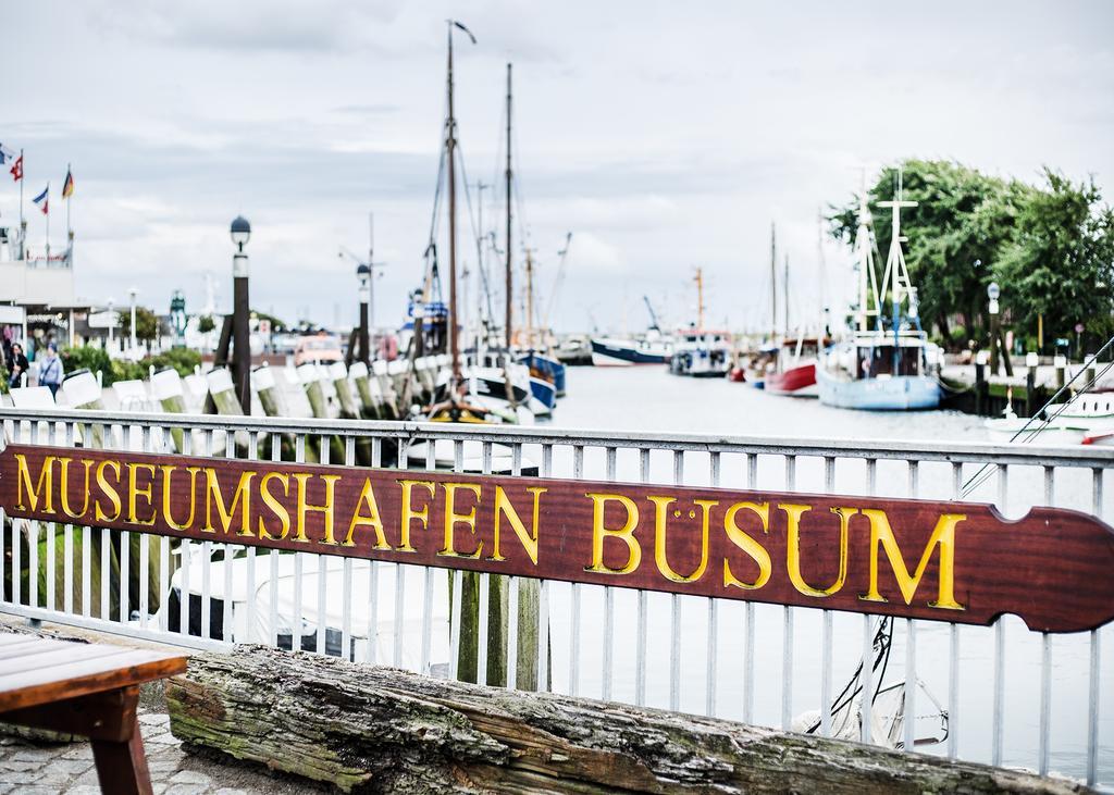 Hotel Tum Stuurmann Büsum Buitenkant foto